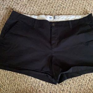 Black Khaki Old Navy Shorts size 16